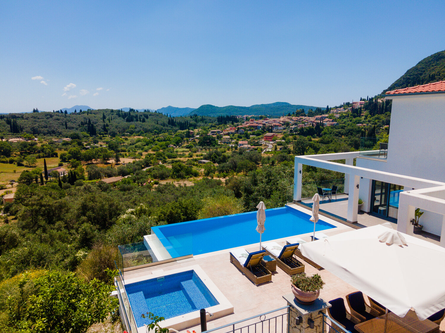 Luxurious Villa Doukades - Corfu - Pool